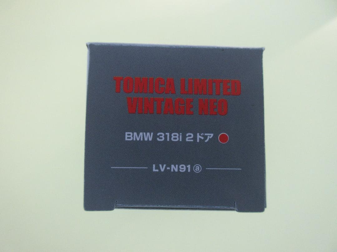 トミカ　リミテッド　ヴィンテージ　ネオ　　318ｉ　２ドア