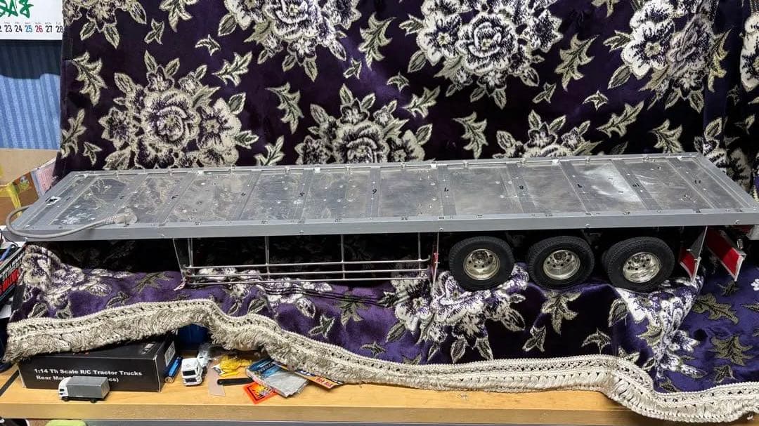 タミヤ　トレーラー　3軸　平台車