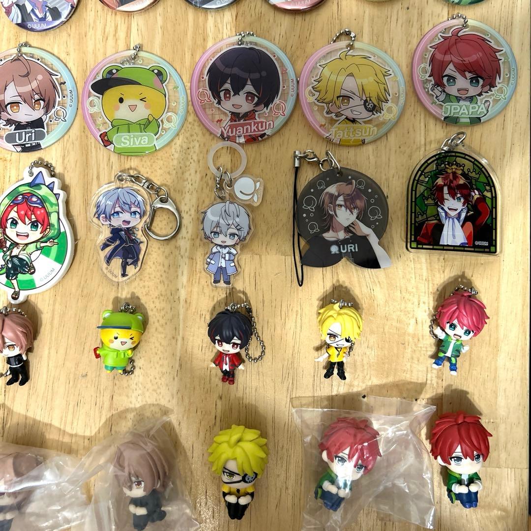 カラフルピーチの公式グッズまとめです