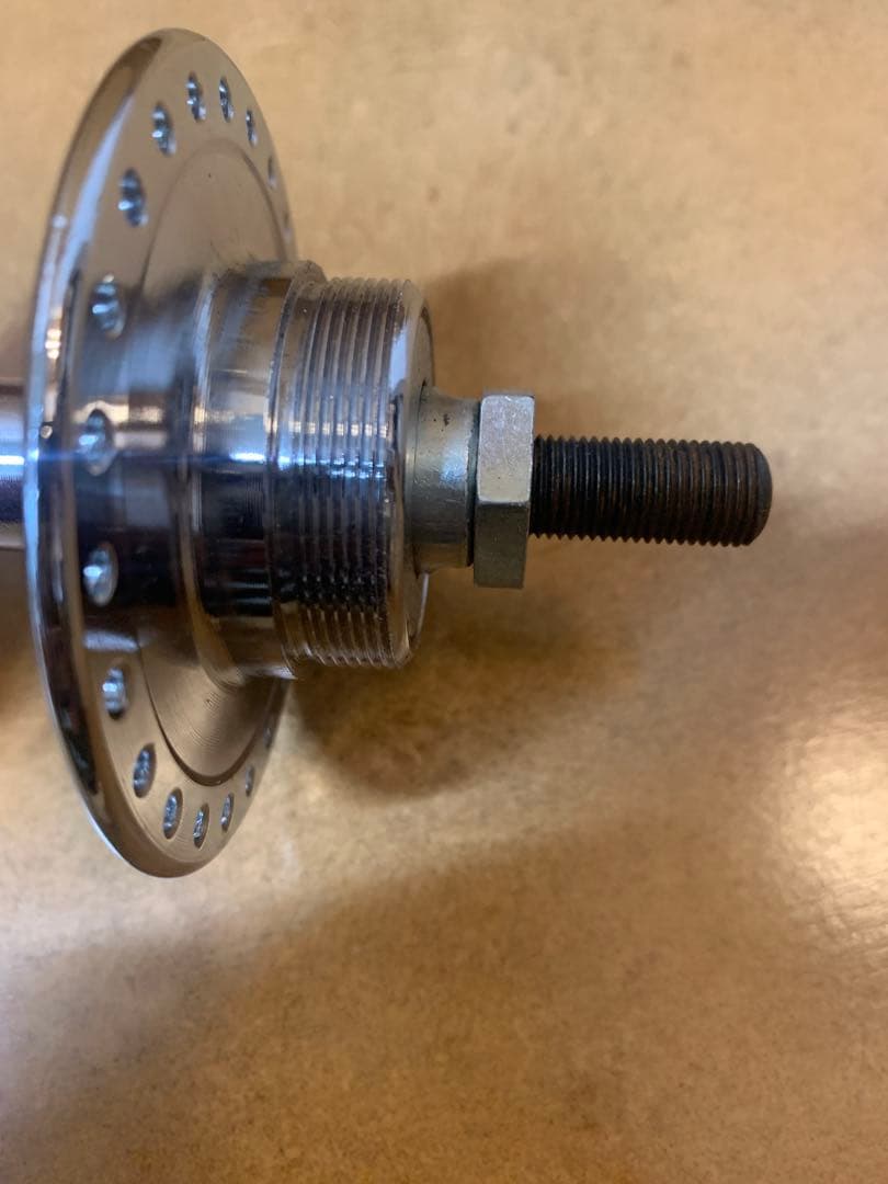 【新品未使用】SUZUE スズエ　BMX ラージフランジ　ハブ 3/8 HP48