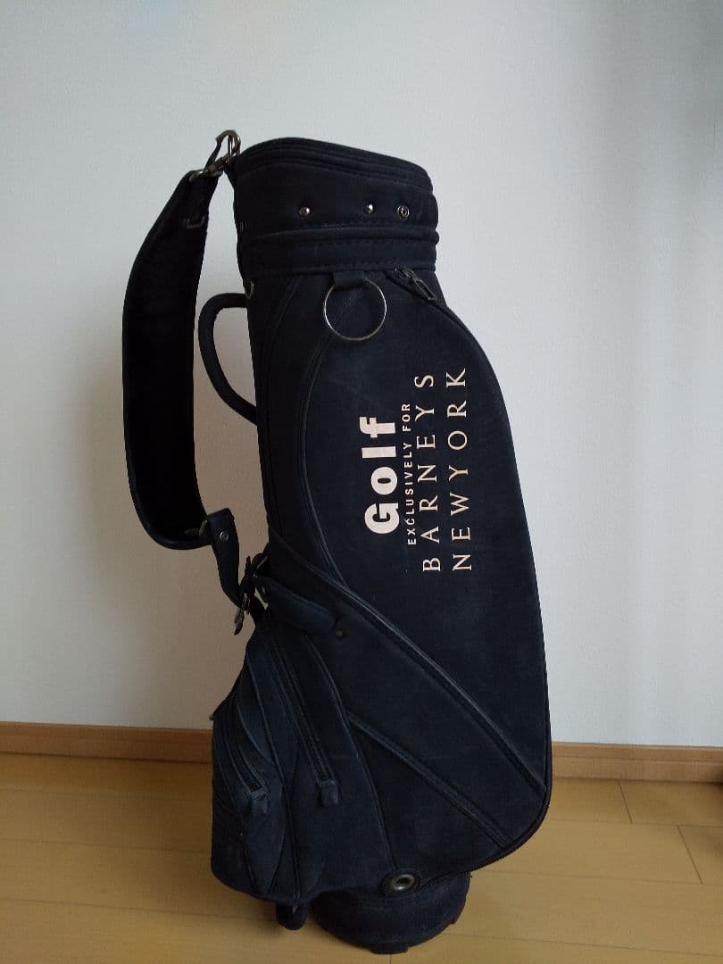 バーニーズニューヨーク　ゴルフ　キャディバッグ(黒)　とシューズバッグ(赤)