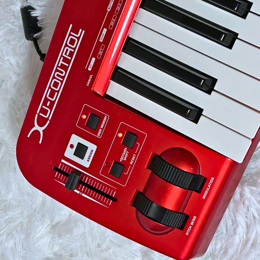 【美品】BEHRINGER ベリンガー UMX610 MIDIキーボード 動作品