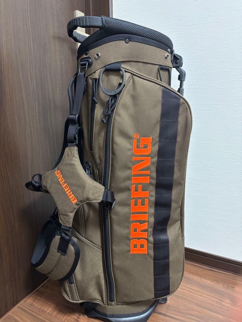 希少　限定　ブリーフィング　キャディバッグ オッシュマンズ　ヘッドカバー付き