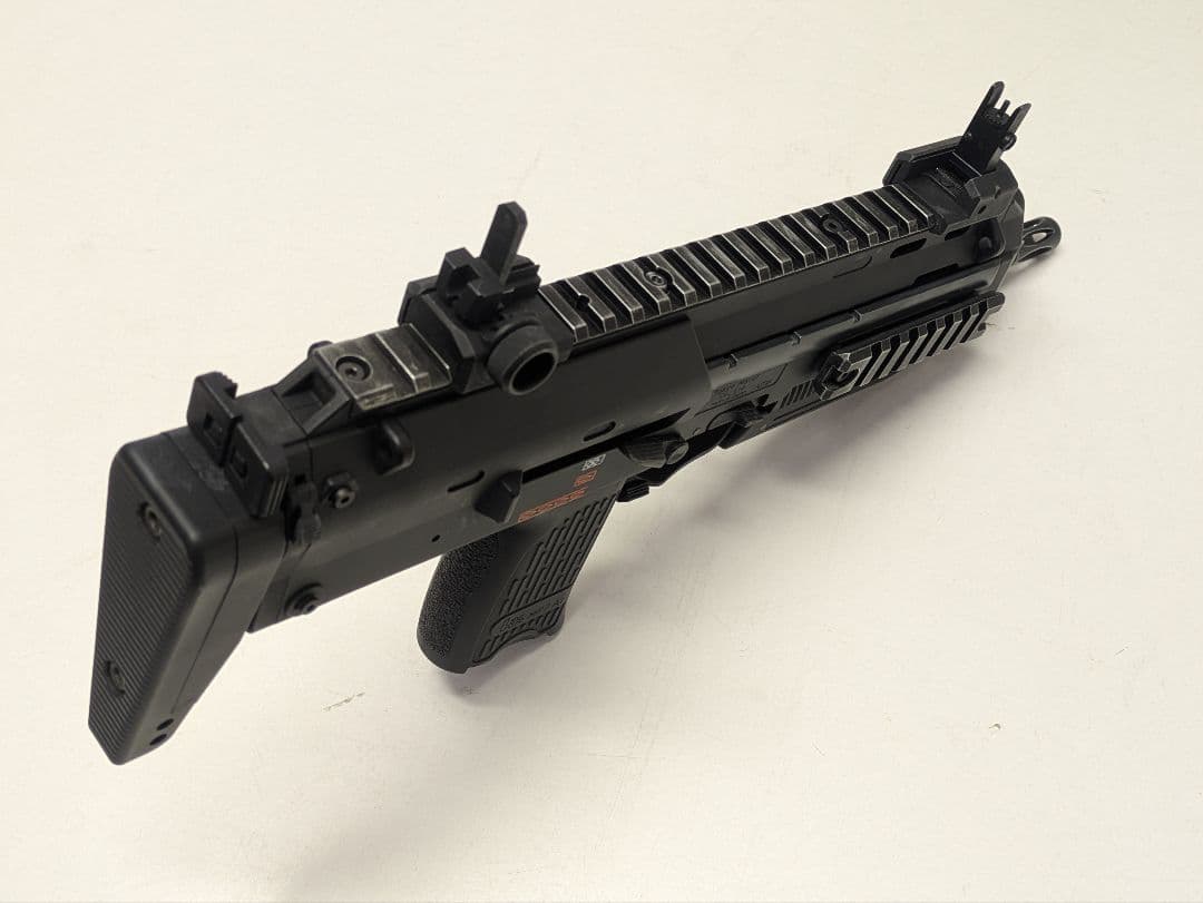 東京マルイ 電動コンパクトマシンガン MP7A1 中古
