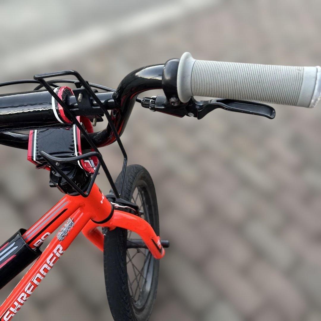 HARO SHREDDER 16インチ