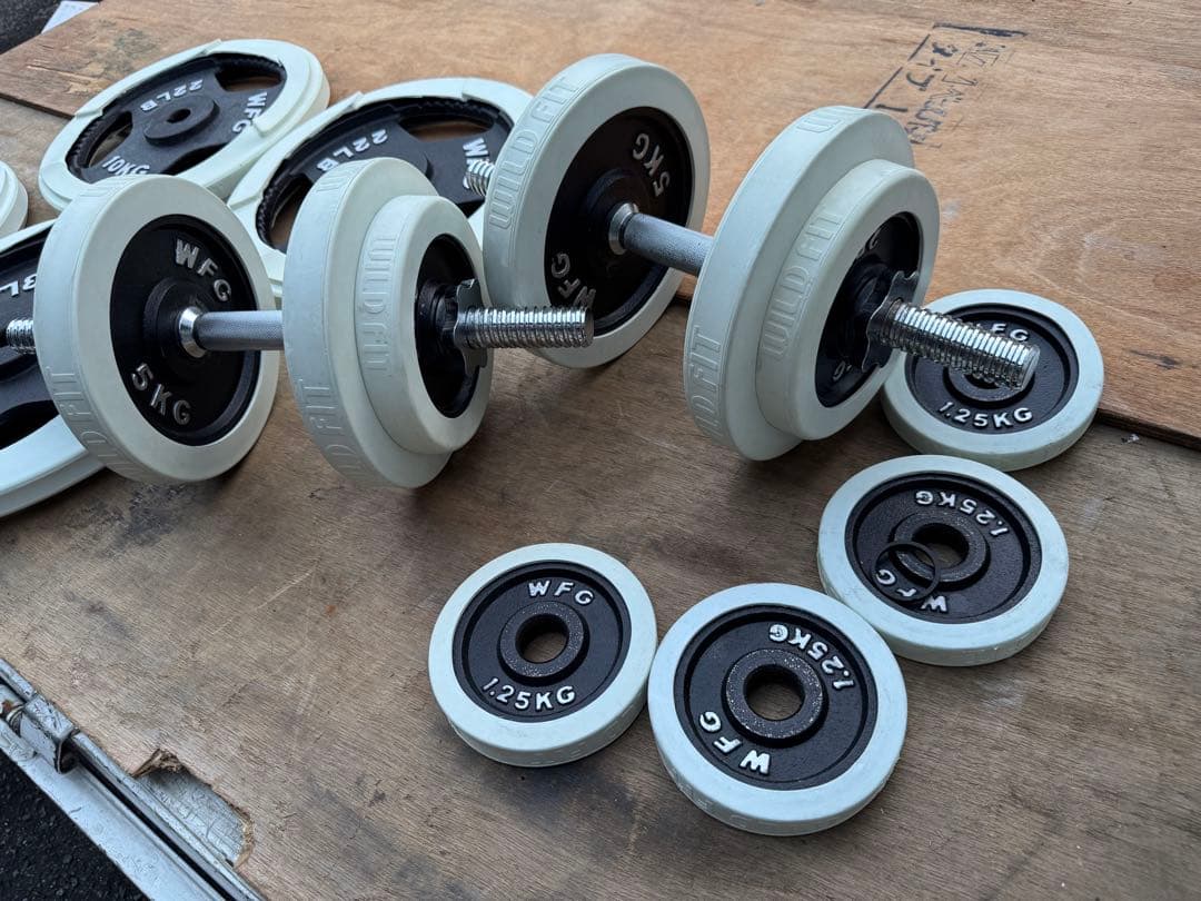 WILD FIT 85kg 16枚セット バーベル スチール プレート 15kg