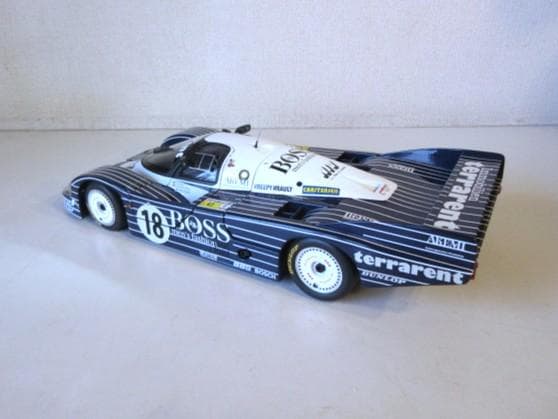 特価 MINICHAMPS (1/18) ポルシェ 956L