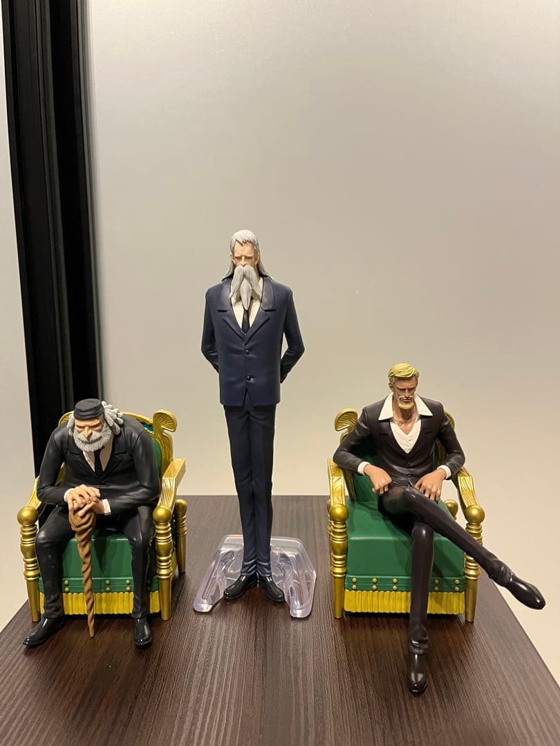 ワンピース　フィギュア　一番くじ　五老星＋ラストワン賞　サターン聖