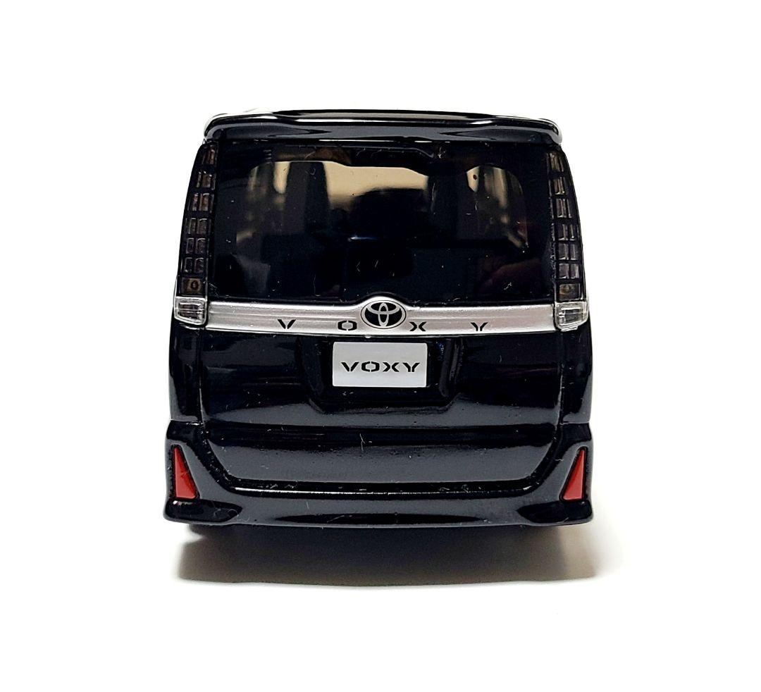 トヨタ 80系 ヴォクシーZS カラーサンプル