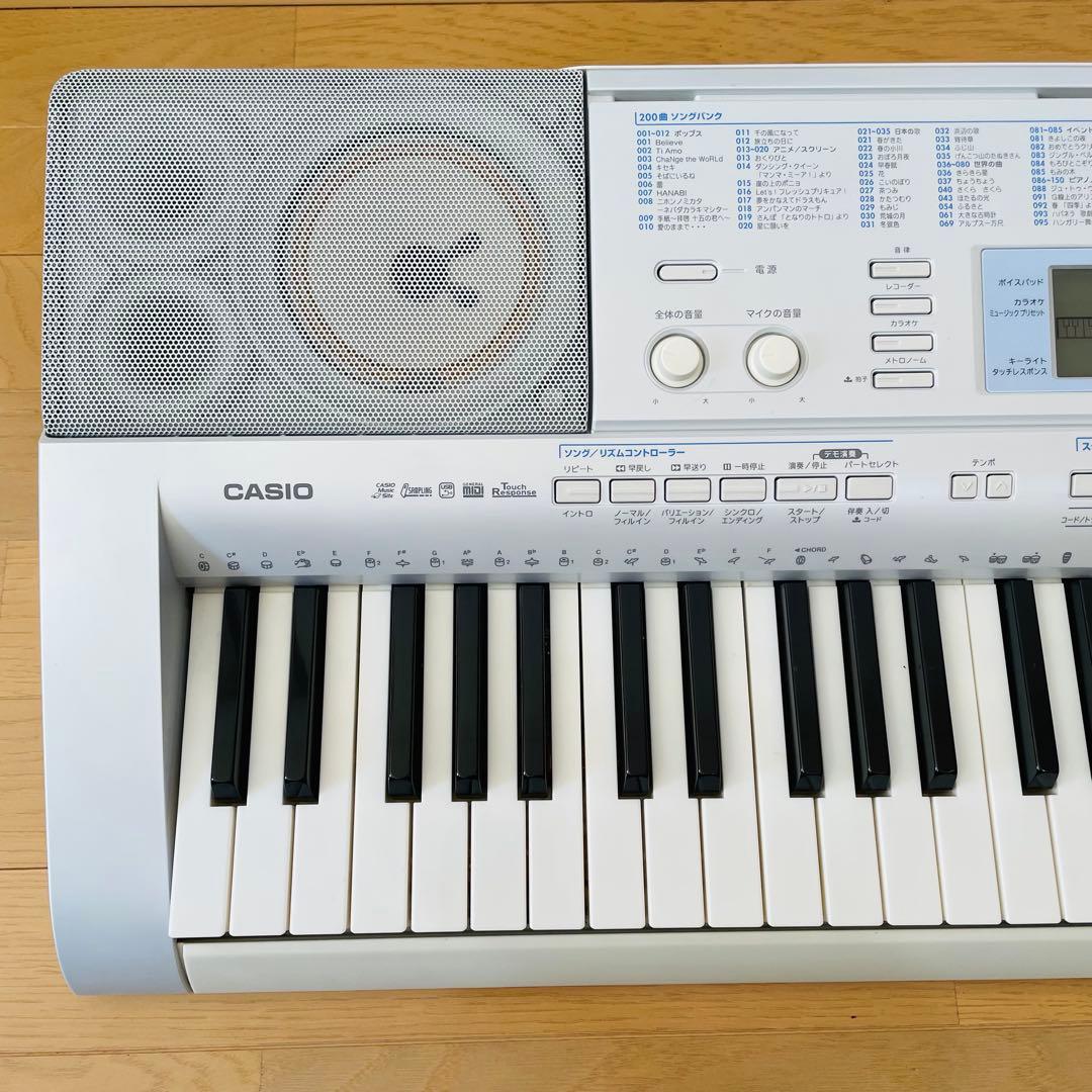 CASIO カシオ　電子ピアノ　電子キーボード LK-207 光ナビゲーション
