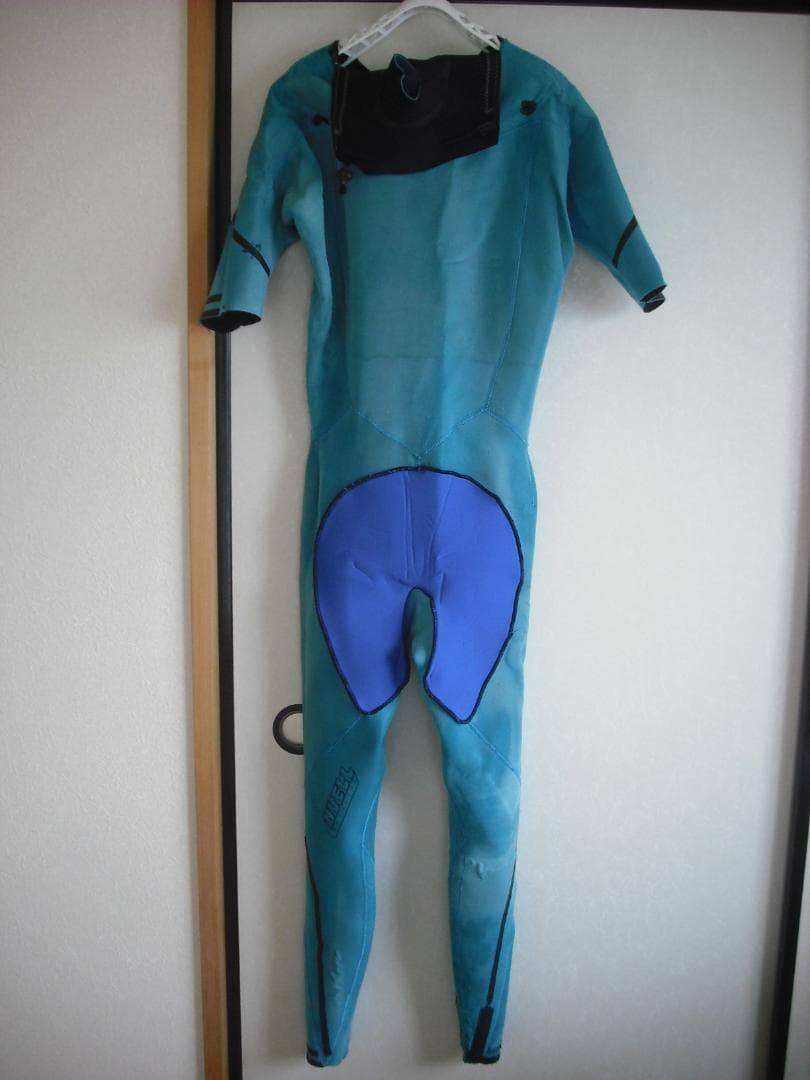シーガルウエットスーツ　モンスターエナジー by BUELL　ML