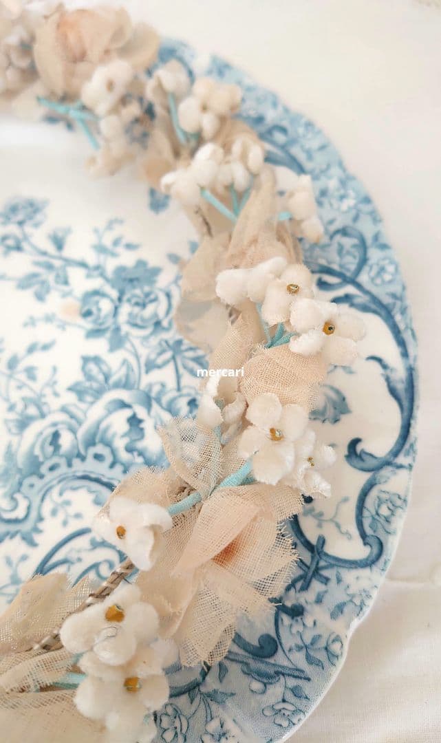 アンティーク　小花の布花　ティアラ