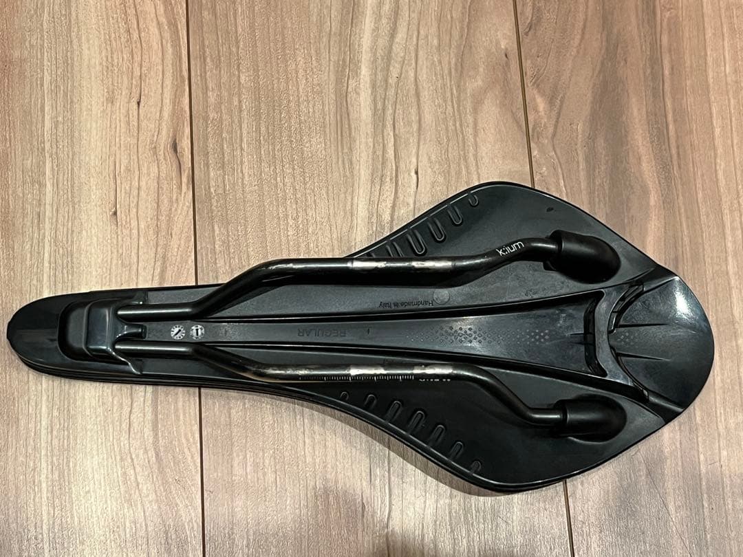 ■Fizik フィジーク■Arione VERSUS Evo アリオネR3