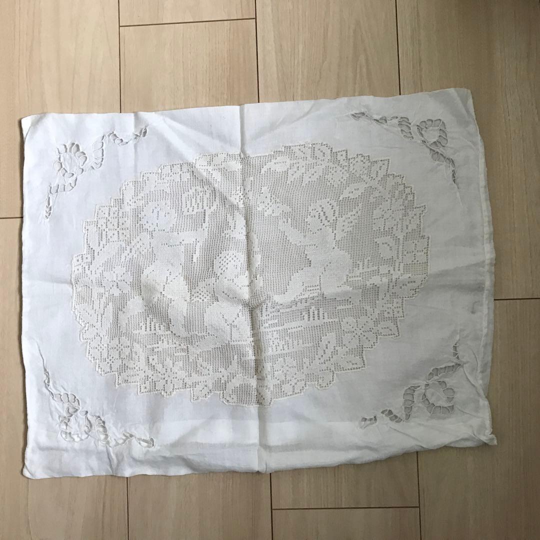 フランスアンティーク　3人の天使のモチーフ　クッションカバー