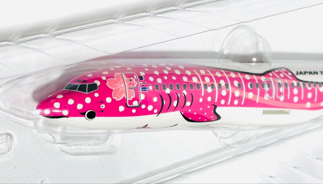 JALUX 1/130 B737-400 さくらジンベエ
