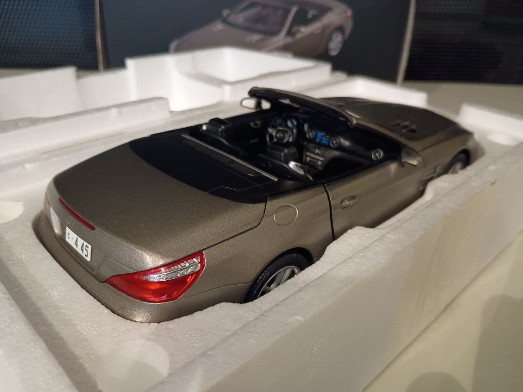 NOREV ノレブ メルセデス・ベンツ SL 500 1/18