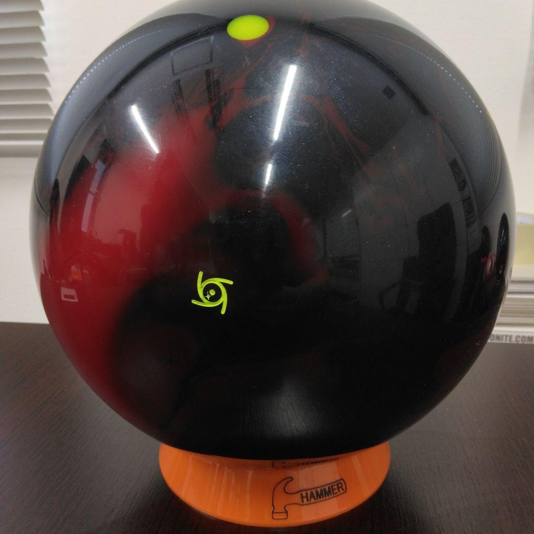 STORM THE ROAD ボウリングボール 14p4ozです。