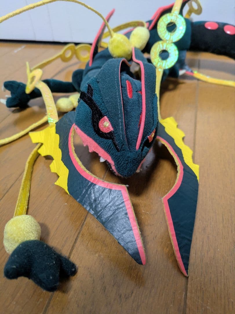 黒いメガレックウザ ぬいぐるみ 限定品