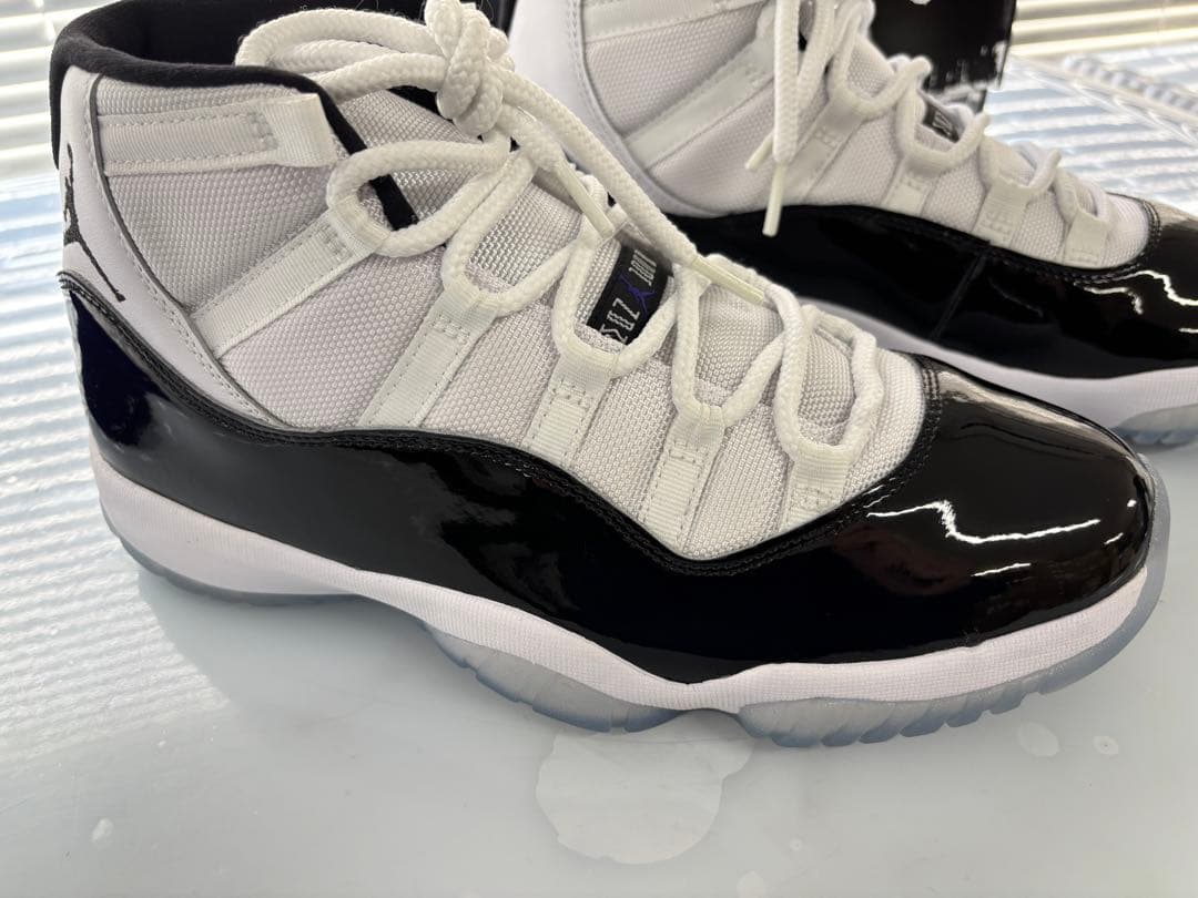 シューズ(男性用) NIKE AIR JORDAN11 RETRO