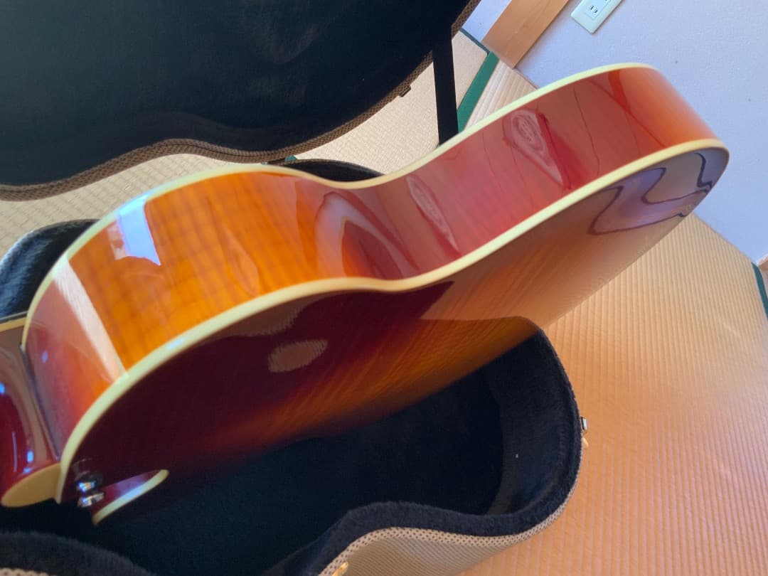 美品　希少品　Hagstrom HJ600