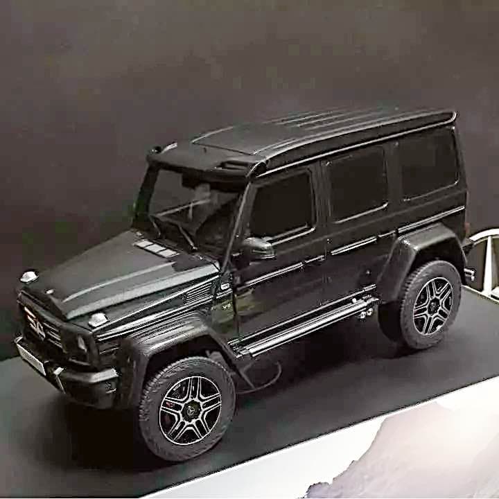 最終価格！メルセデス ベンツG500 4x4 1:18