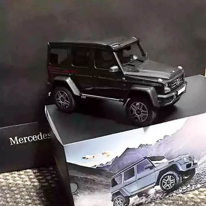 最終価格！メルセデス ベンツG500 4x4 1:18