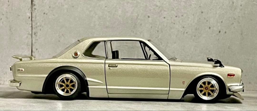 国産名車 1/24 スカイライン GT-R ガレージ ジオラマ 旧車 ミニカー