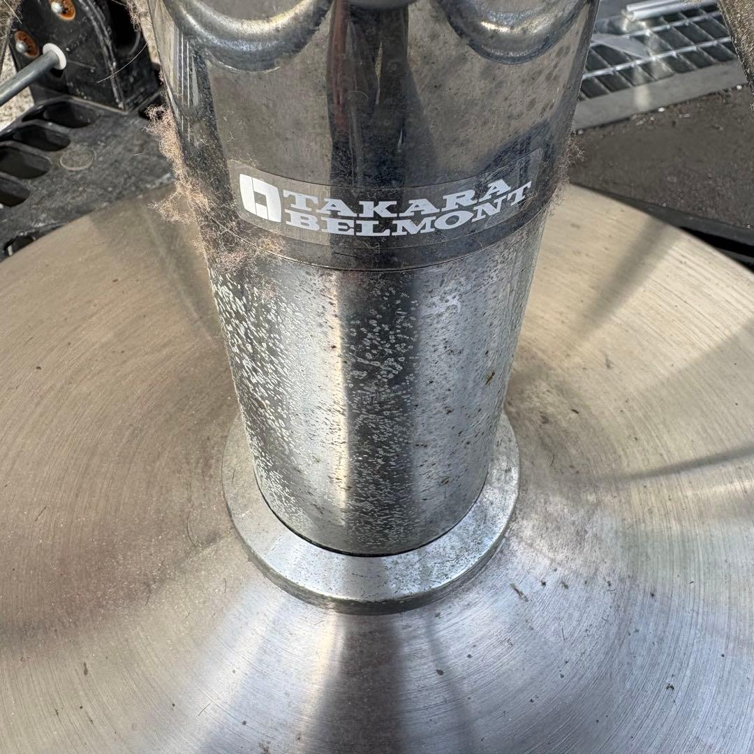 タカラベルモント スタイリングチェア サロン アーム割れあり