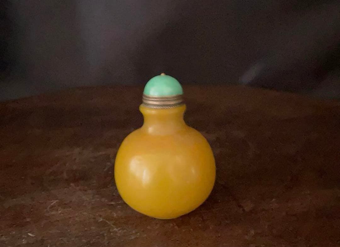 鼻煙壺 中國美術 琉璃 雞油黃 時代（清末〜民国）