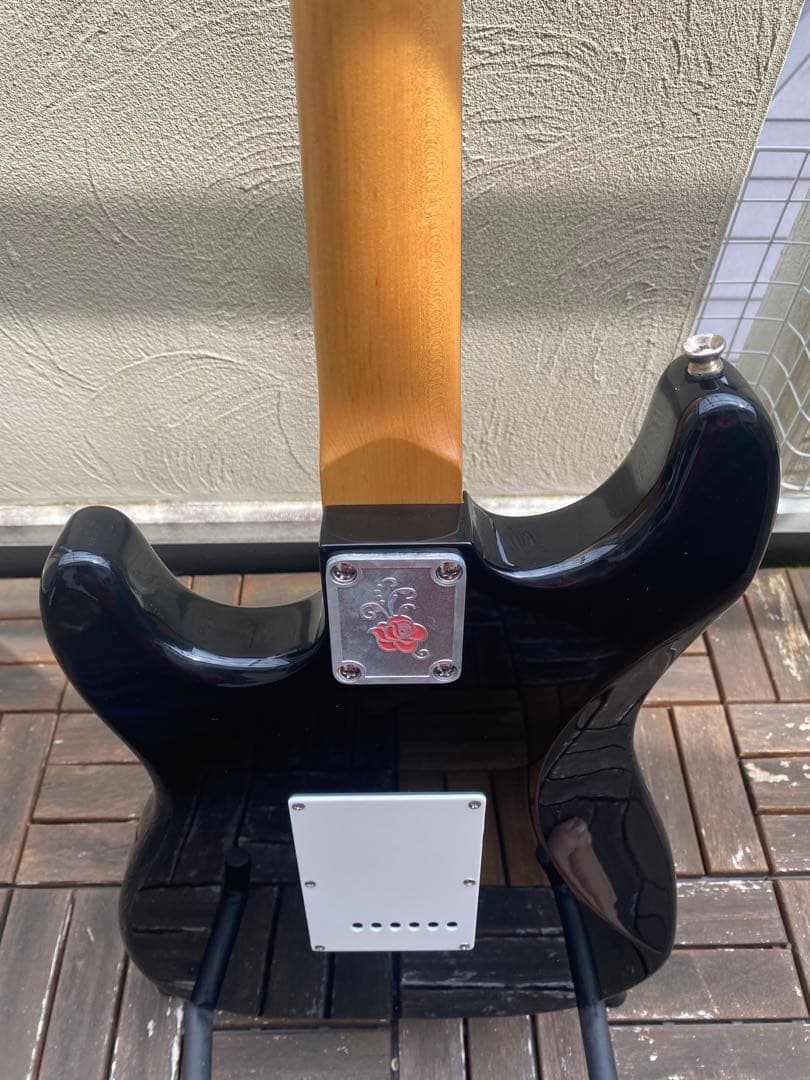 GYPSY ROSE (ジプニーローズ/ストラトキャスター タイプ)