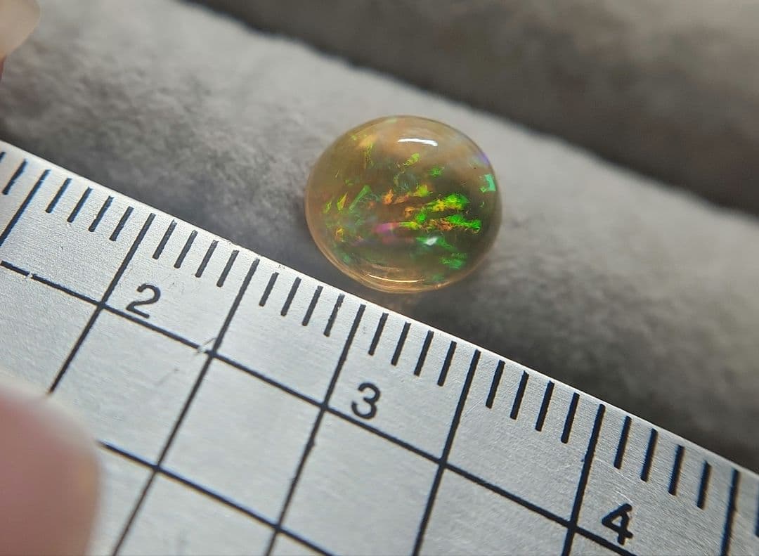 天然ファイアーオパール 1.837ct