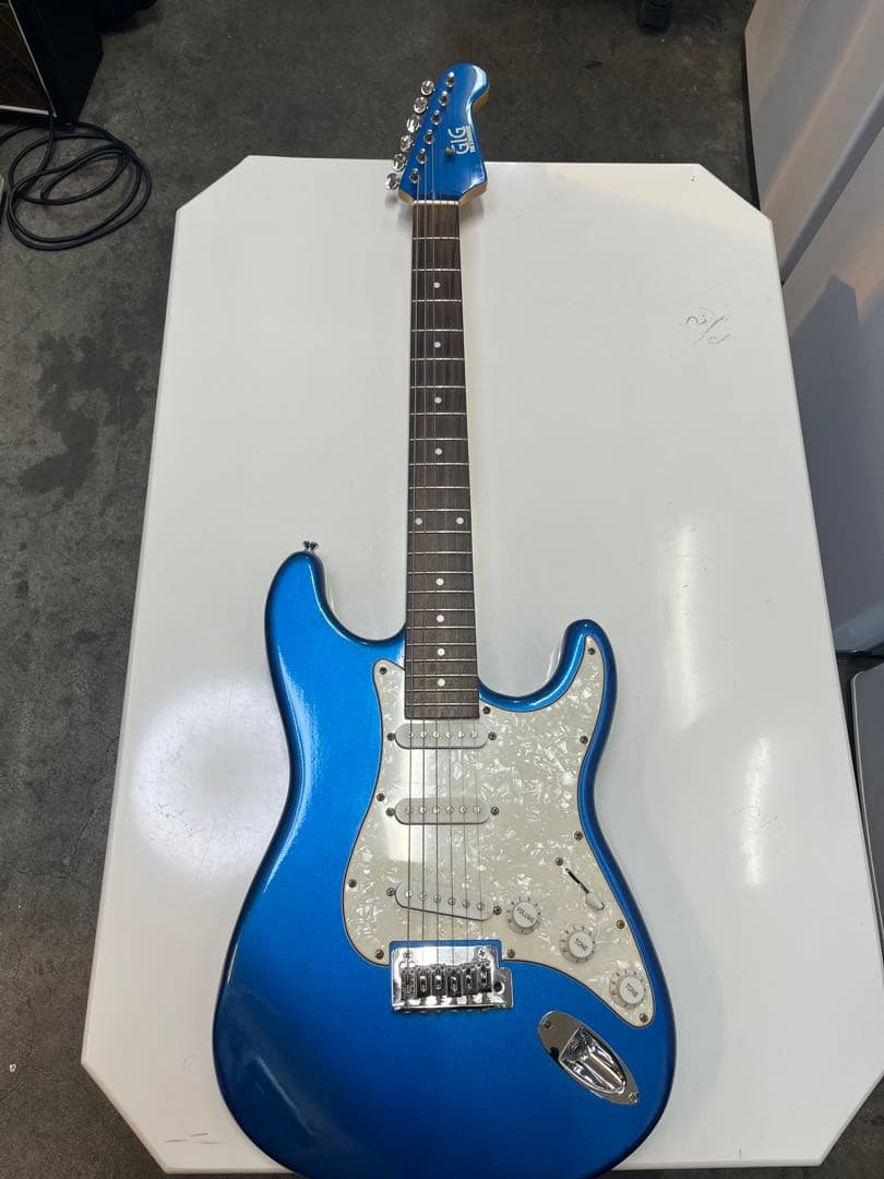 gig エレキギター　ストラトキャスター　ジャンク