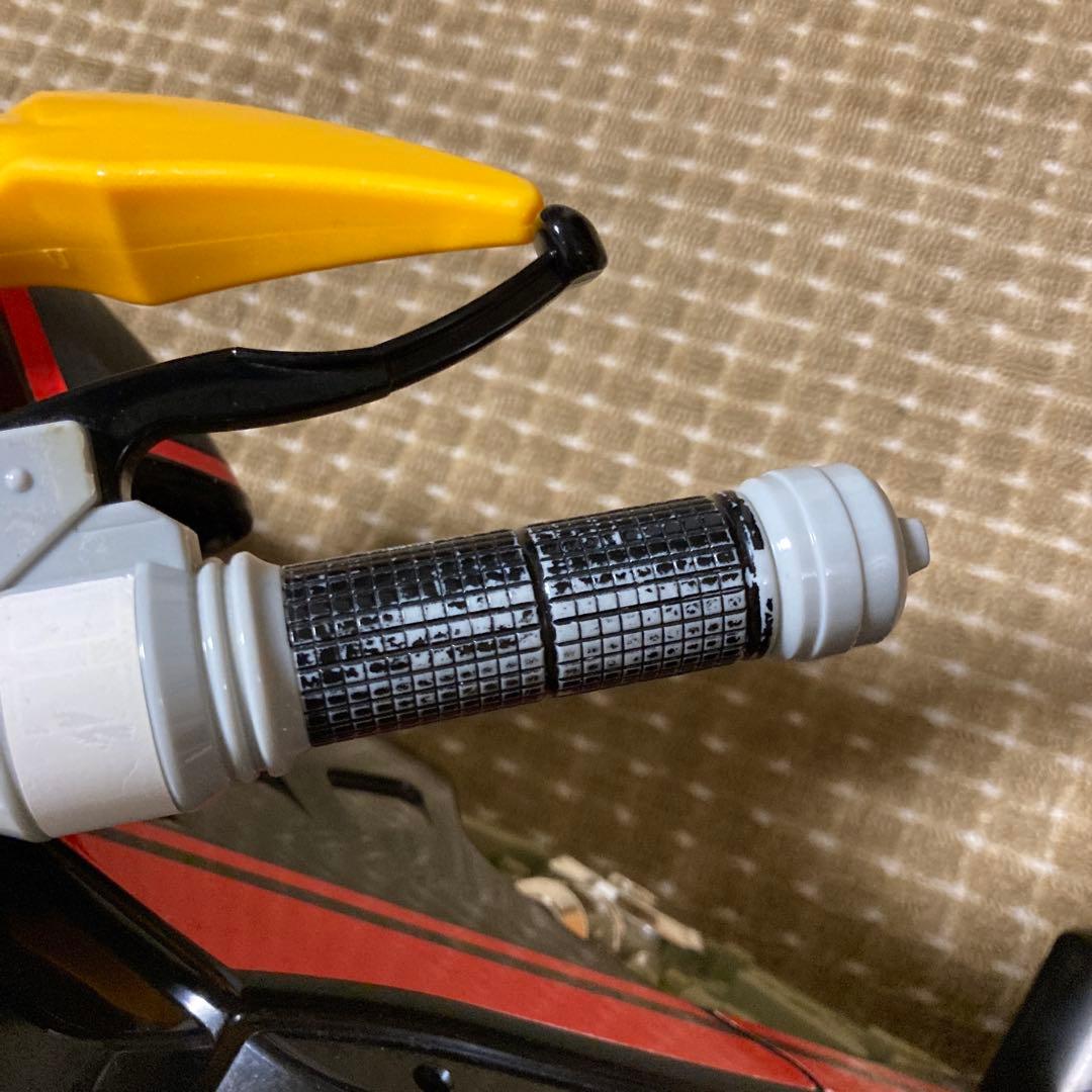 バンダイ 仮面ライダークウガ 乗用バイク ビートチェイサー2000 三輪車当時物