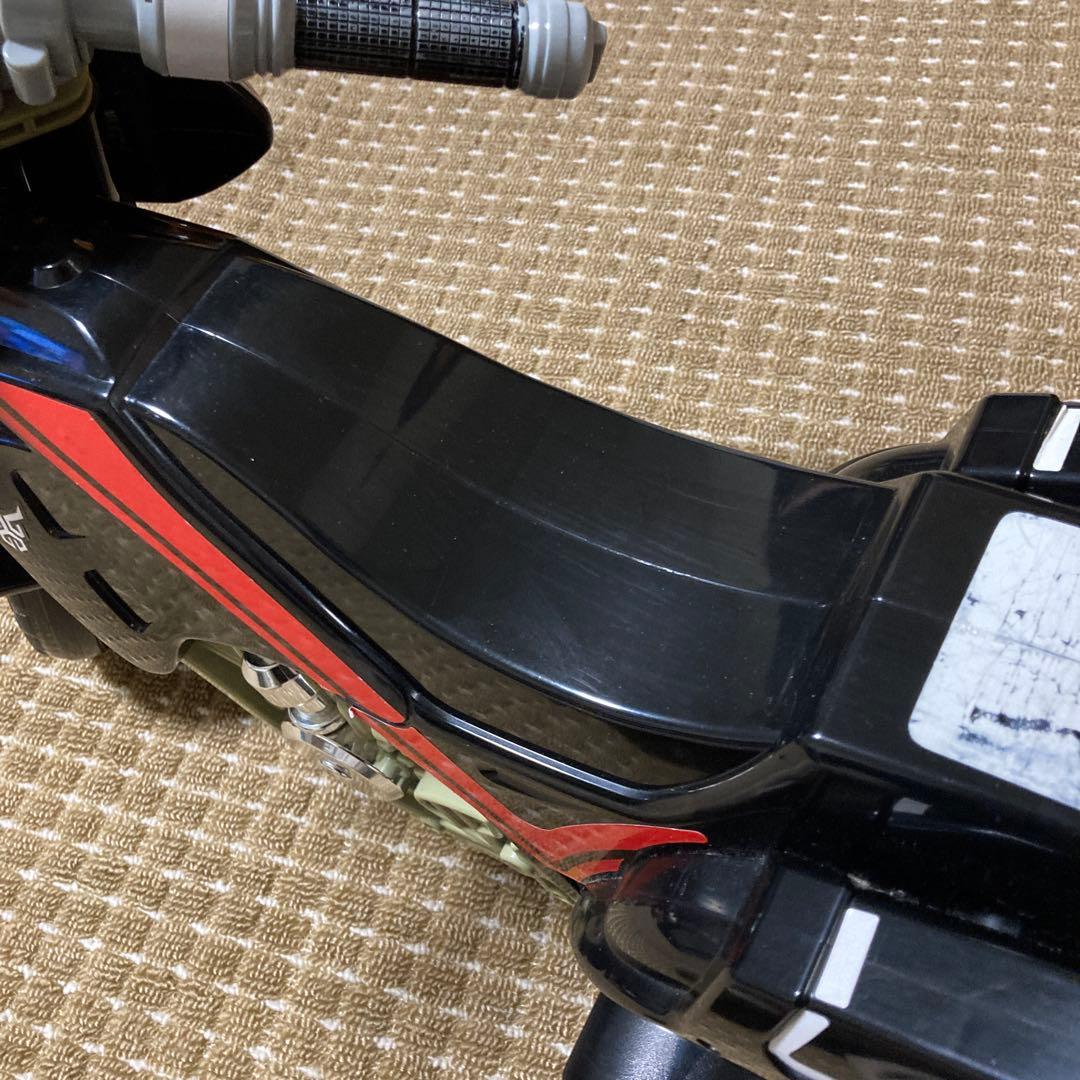 バンダイ 仮面ライダークウガ 乗用バイク ビートチェイサー2000 三輪車当時物