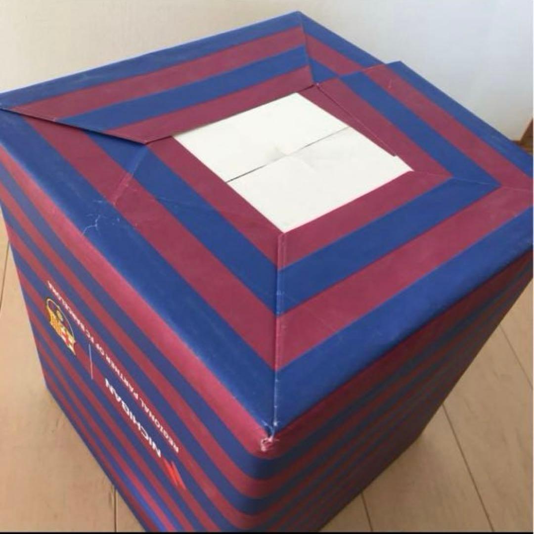 メッシ他バルサ選手5人直筆サイン入りサッカーボール