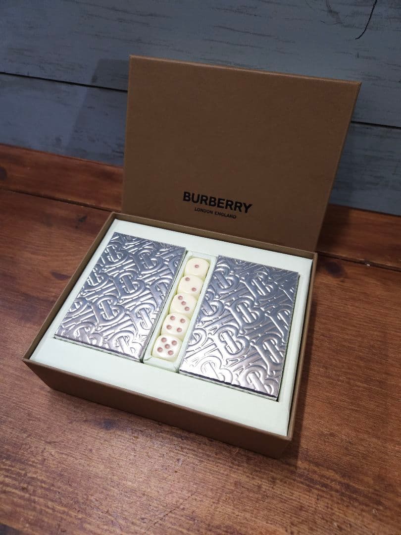 未使用☆BURBERRY バーバリー トランプ 2組セット サイコロ ダイス