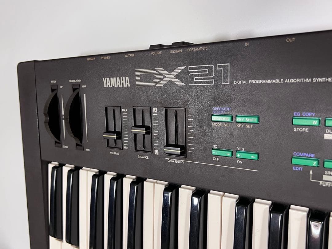 YAMAHA DX21 シンセサイザー 61鍵