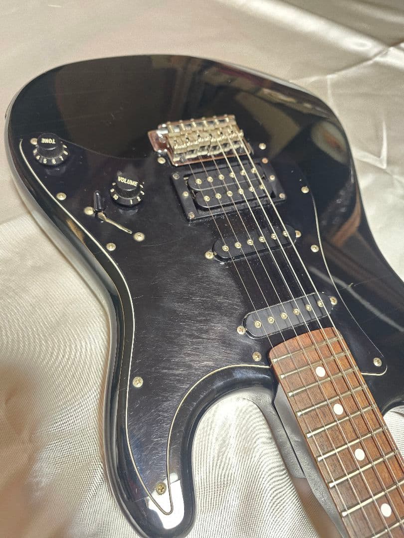 FERNANDES SSH-40 ストラト
