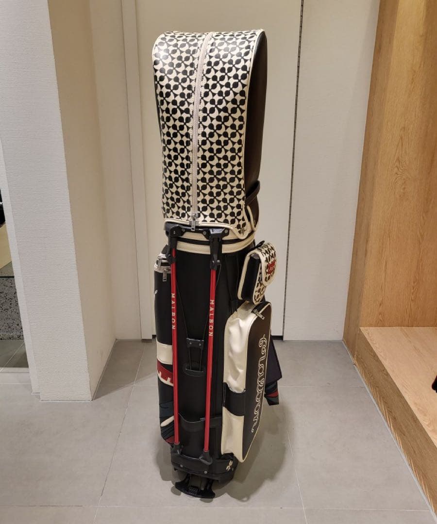 MALBON GOLF キングカード キャディバッグ ゴルフバッグ