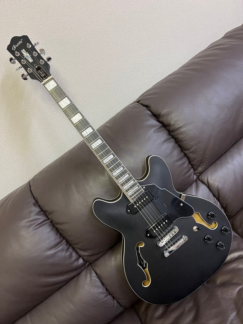 Grote P-90セミホロウボディエレキギター