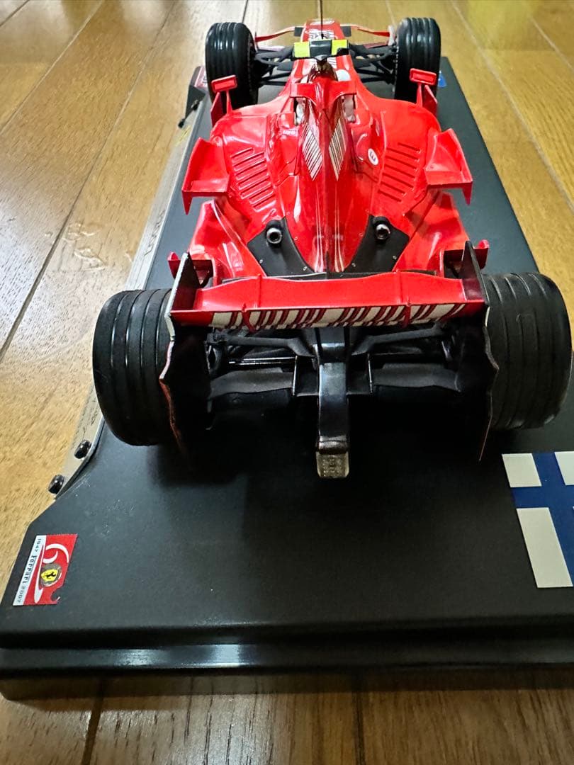 【レア品】1/18 フェラーリF2007 ハットトリック ライコネン