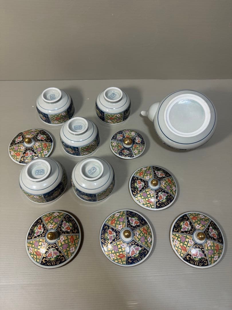 2272 有田焼 瑞窯 茶器セット　急須1客　湯呑蓋付5客　金彩