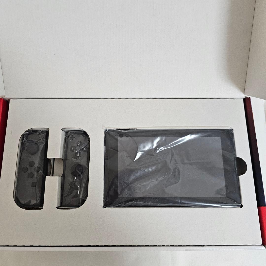 **Nintendo Switch（グレー）**