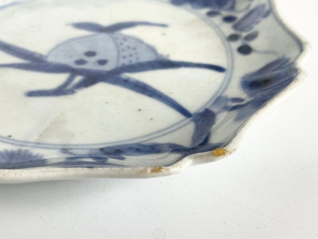 骨董　アンティーク　藍九谷　染付　桃図　輪花縁　小皿　誉印　初期伊万里　古伊万里