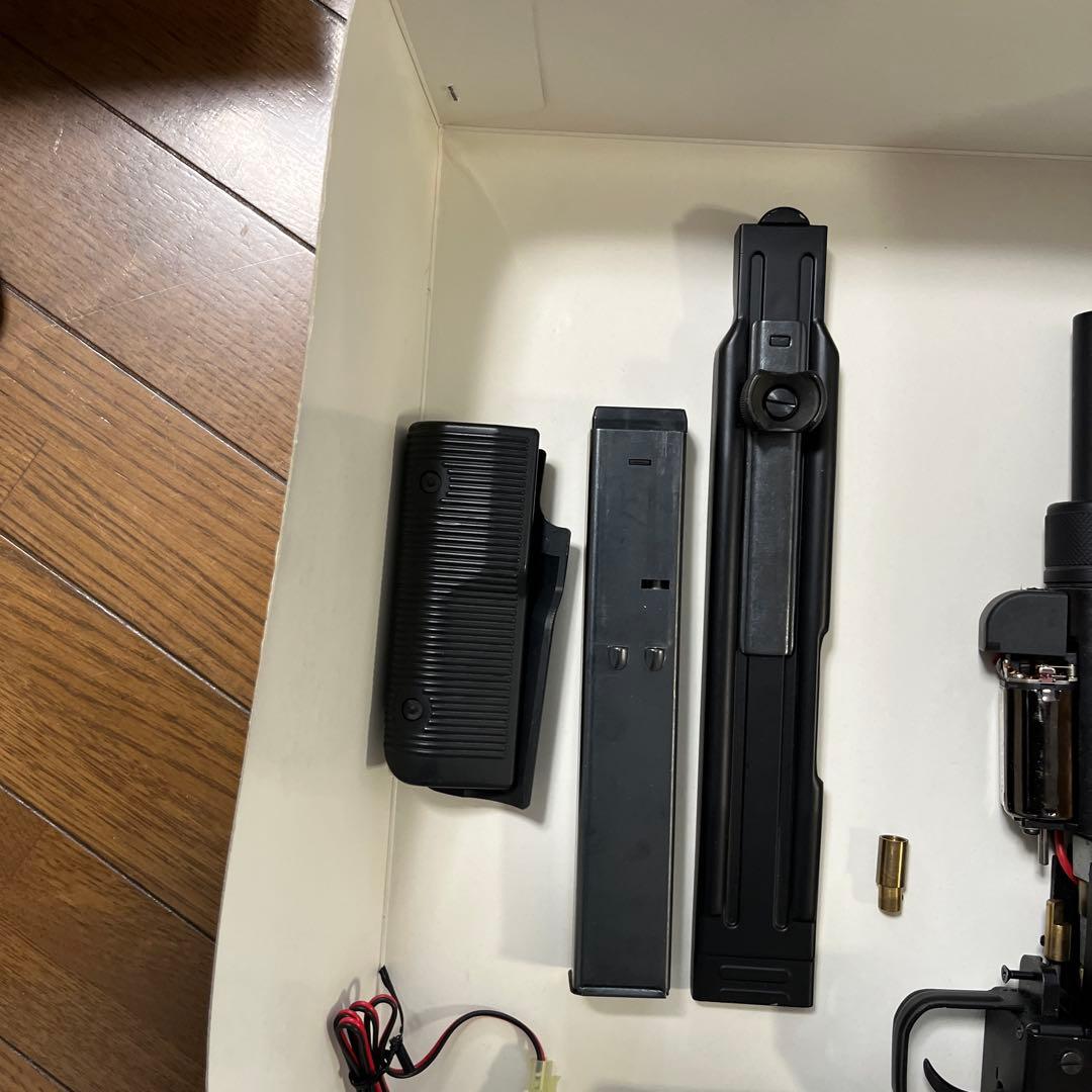 マルシンUZI SMGサブモデルガン　組立キット