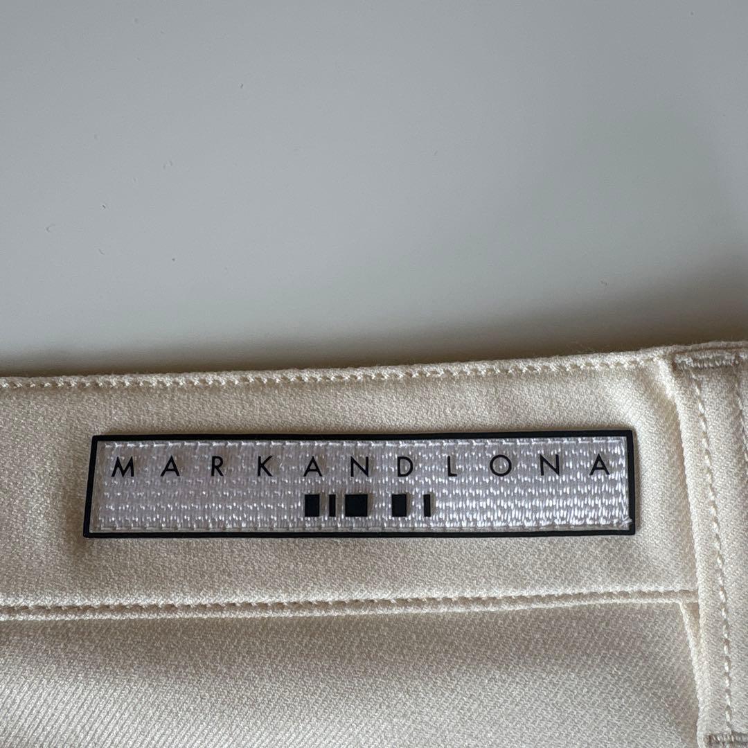 マークアンドロナパンツコードシリーズ