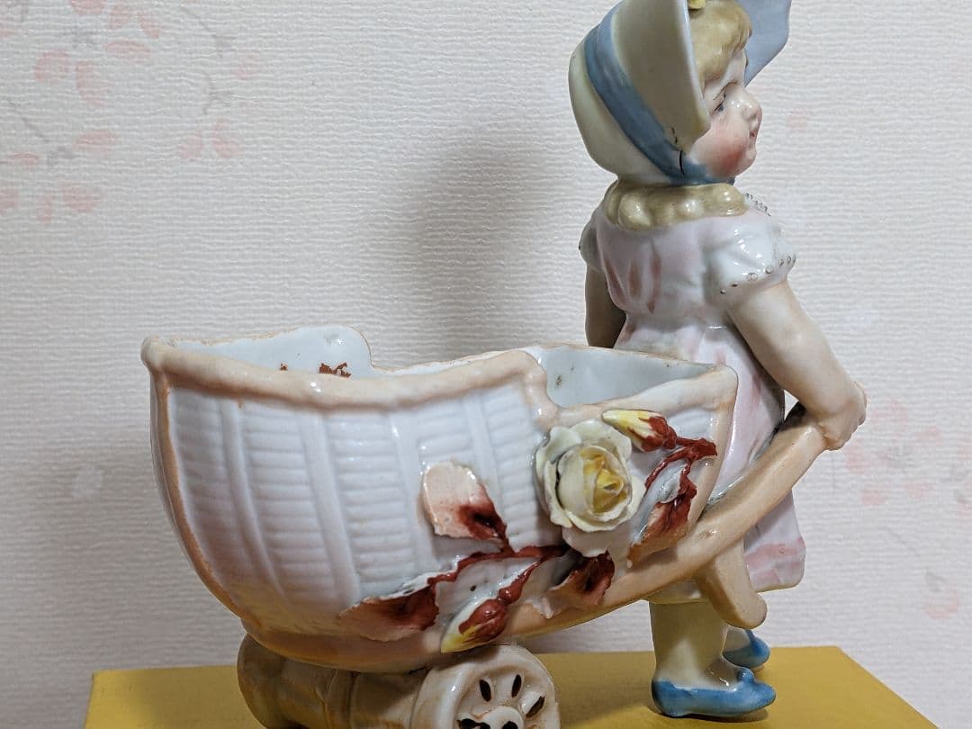 ♦明治時代 アールヌーボ 陶磁器人形 小物入れ？渋沢栄一 ポスター 骨董品