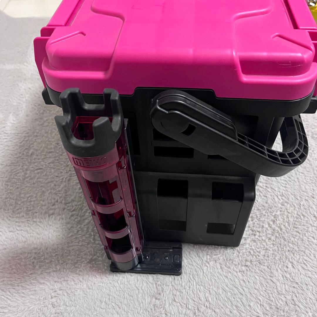 【専用】ダイワ DAIWA 紅牙 タックルボックス　リール　ルアー　ブラックバス