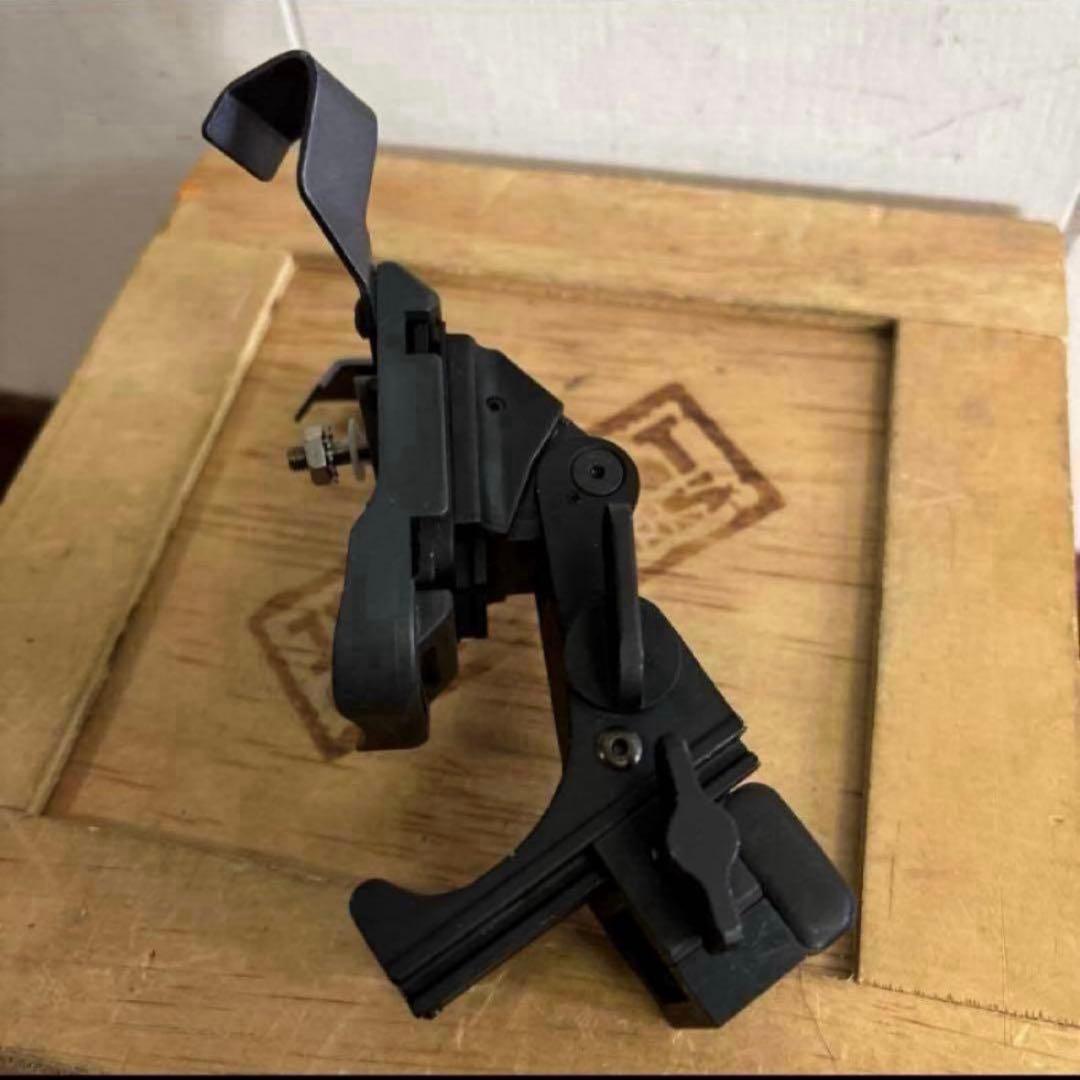 美品　米軍　実物　Norotos RHINOⅡ NVGマウント　ブラケット付き②