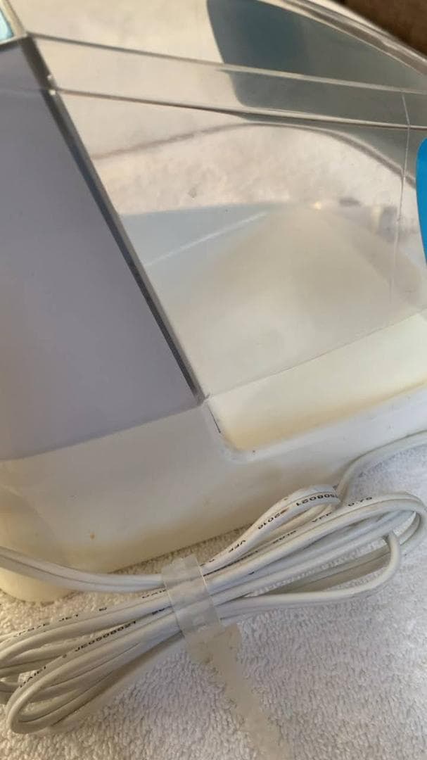 「アニマルウォーターII」 口臭・歯石予防ができる動物用飲用水生成器